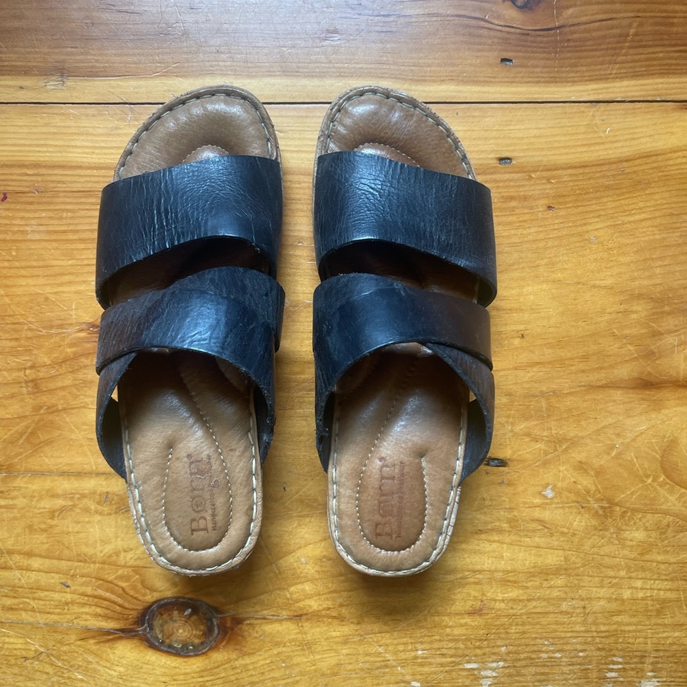 Born Black Leather Cork Wedge Sandals size 7 EUC